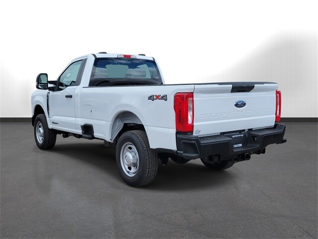 2025 Ford F-350 XL photo 3