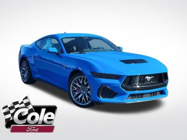 2025 Ford Mustang GT Premium's photo