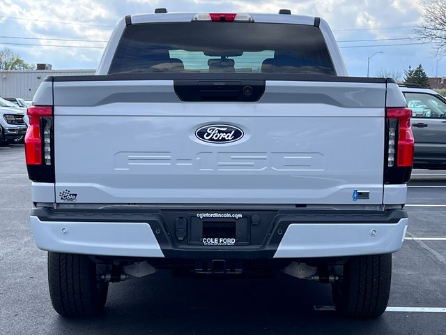 2025 Ford F-150 Lightning Flash - Photo 45