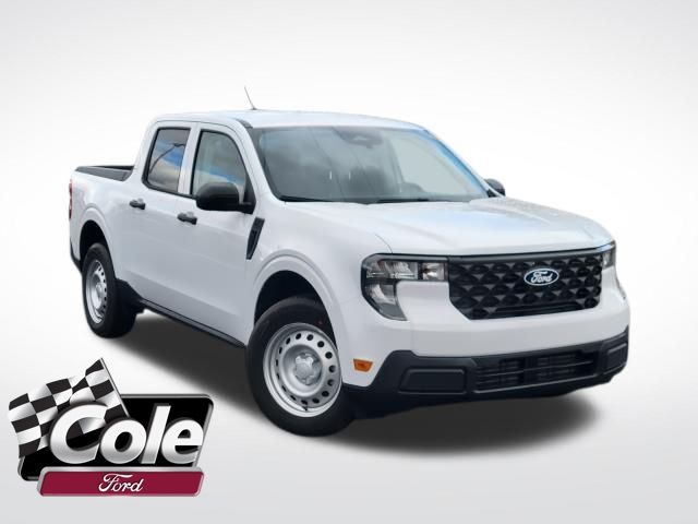 2025 Ford Maverick XL's photo