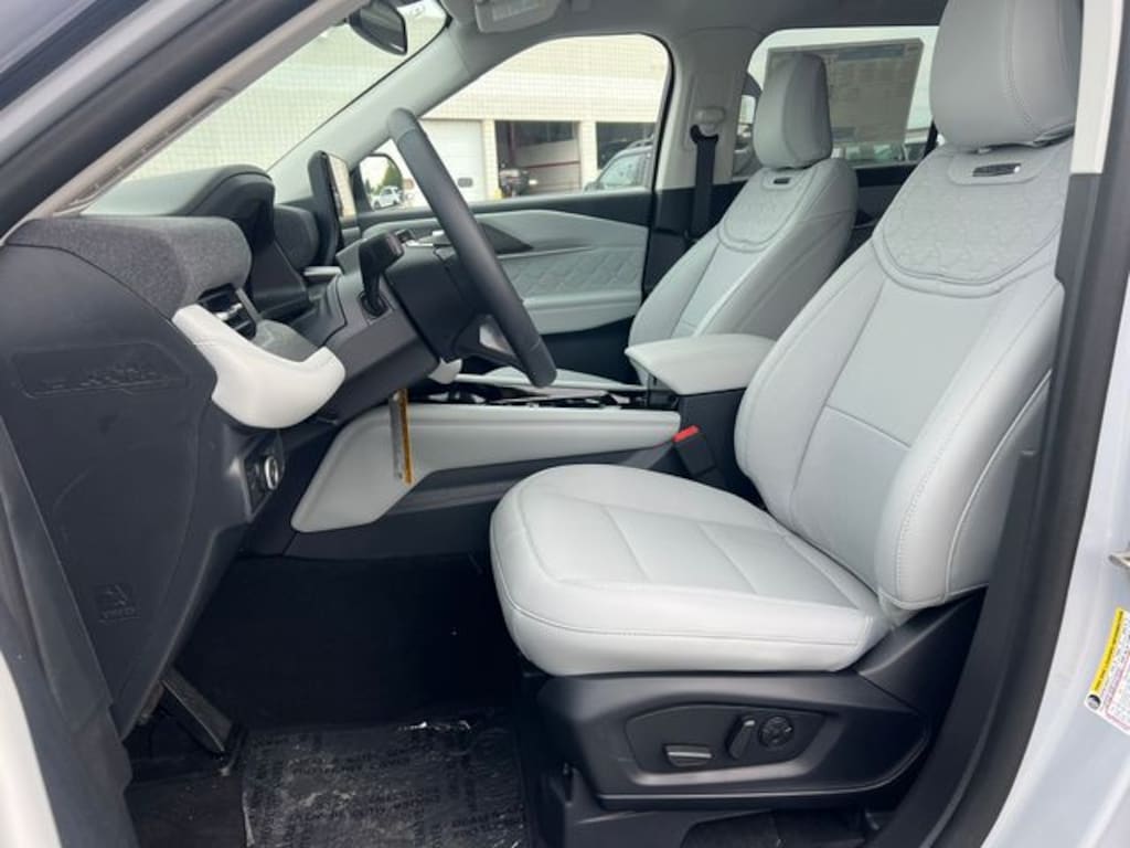 New 2026 Ford Explorer Platinum SUV