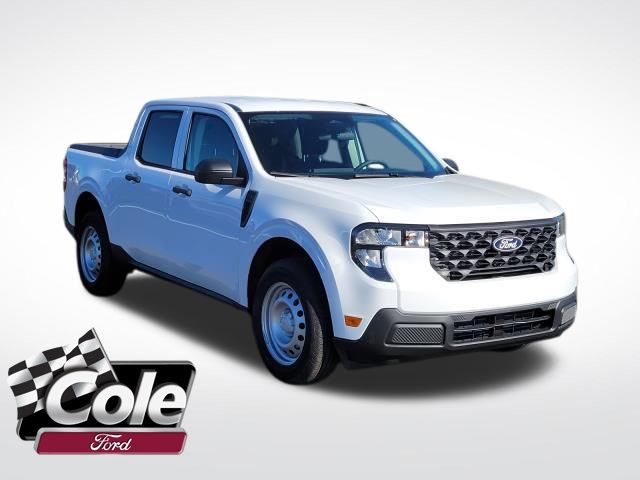 2025 Ford Maverick XL's photo