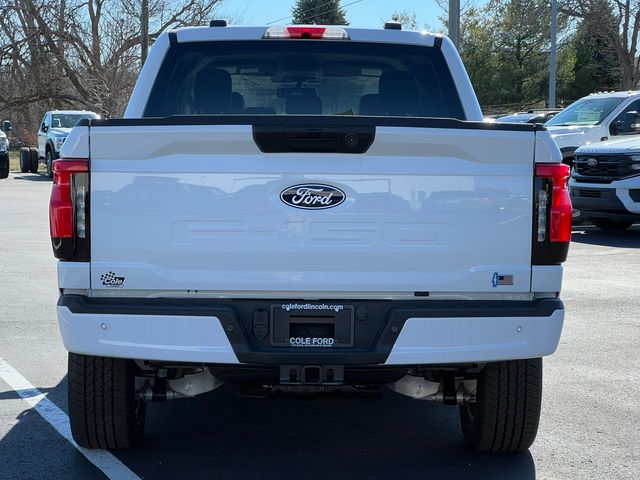 2025 Ford F-150 Lightning Flash - Photo 47