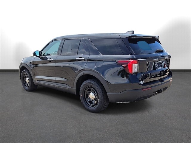 2025 Ford Explorer photo 2