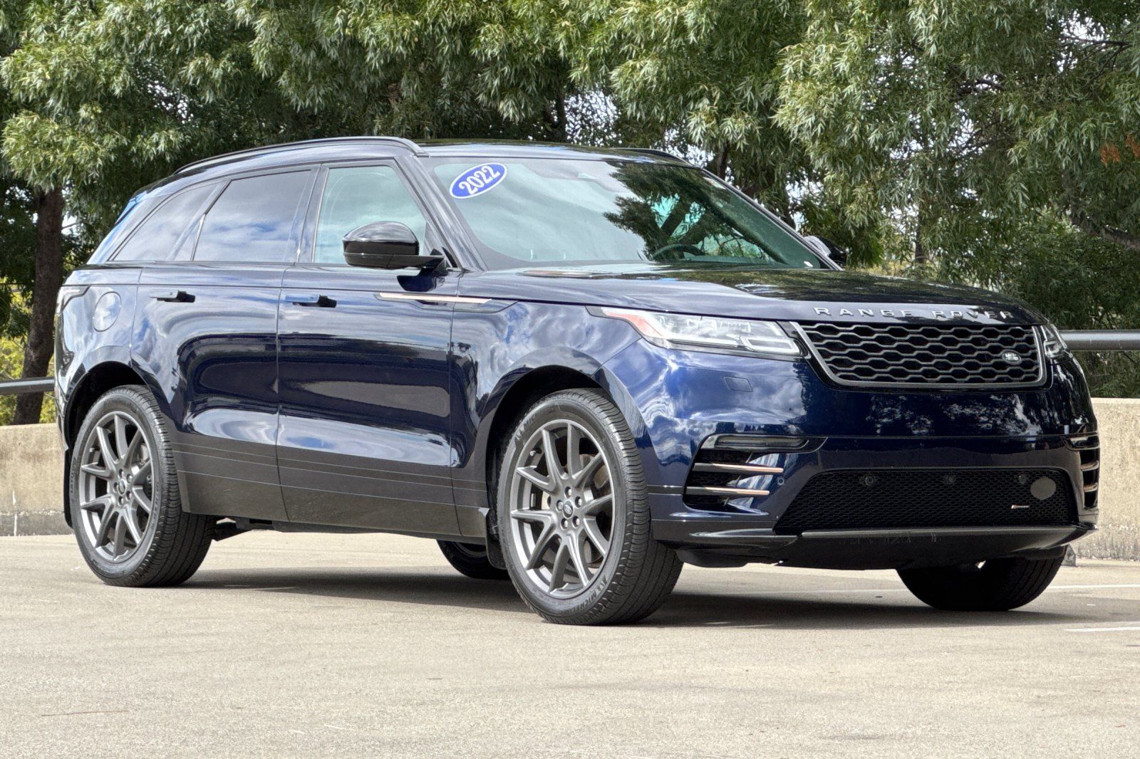 2022 Land Rover Range Rover Velar P250 R-Dynamic S photo 6