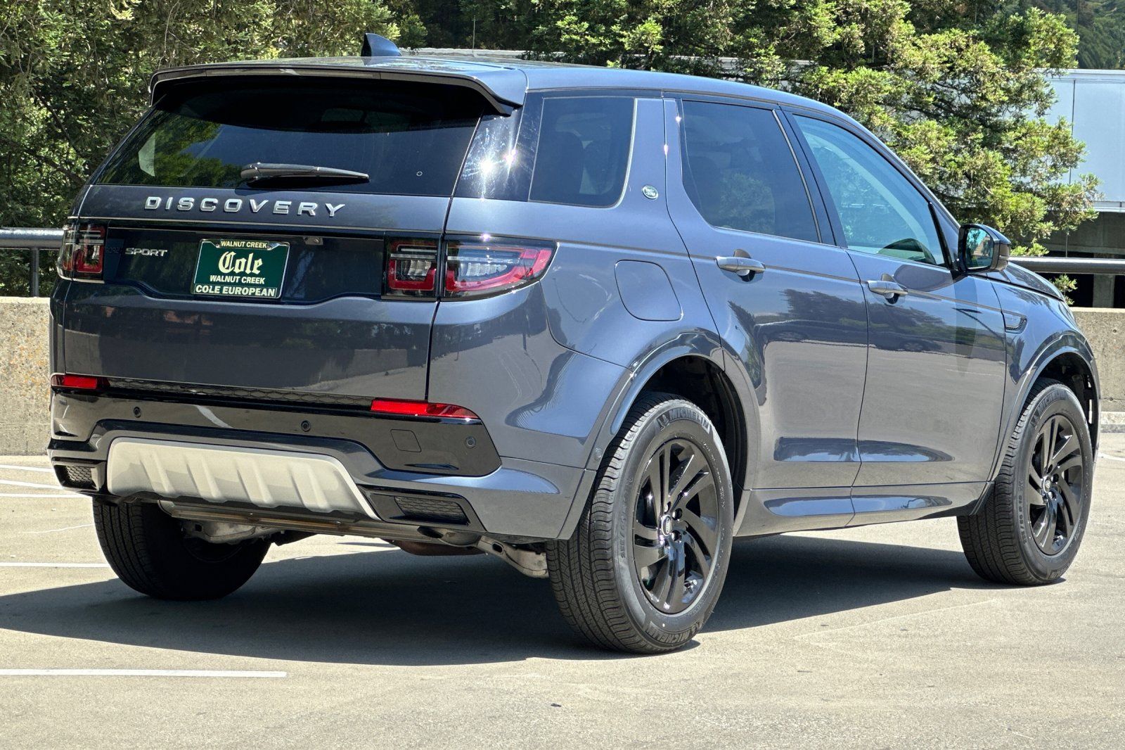 2024 Land Rover Discovery Sport S photo 4