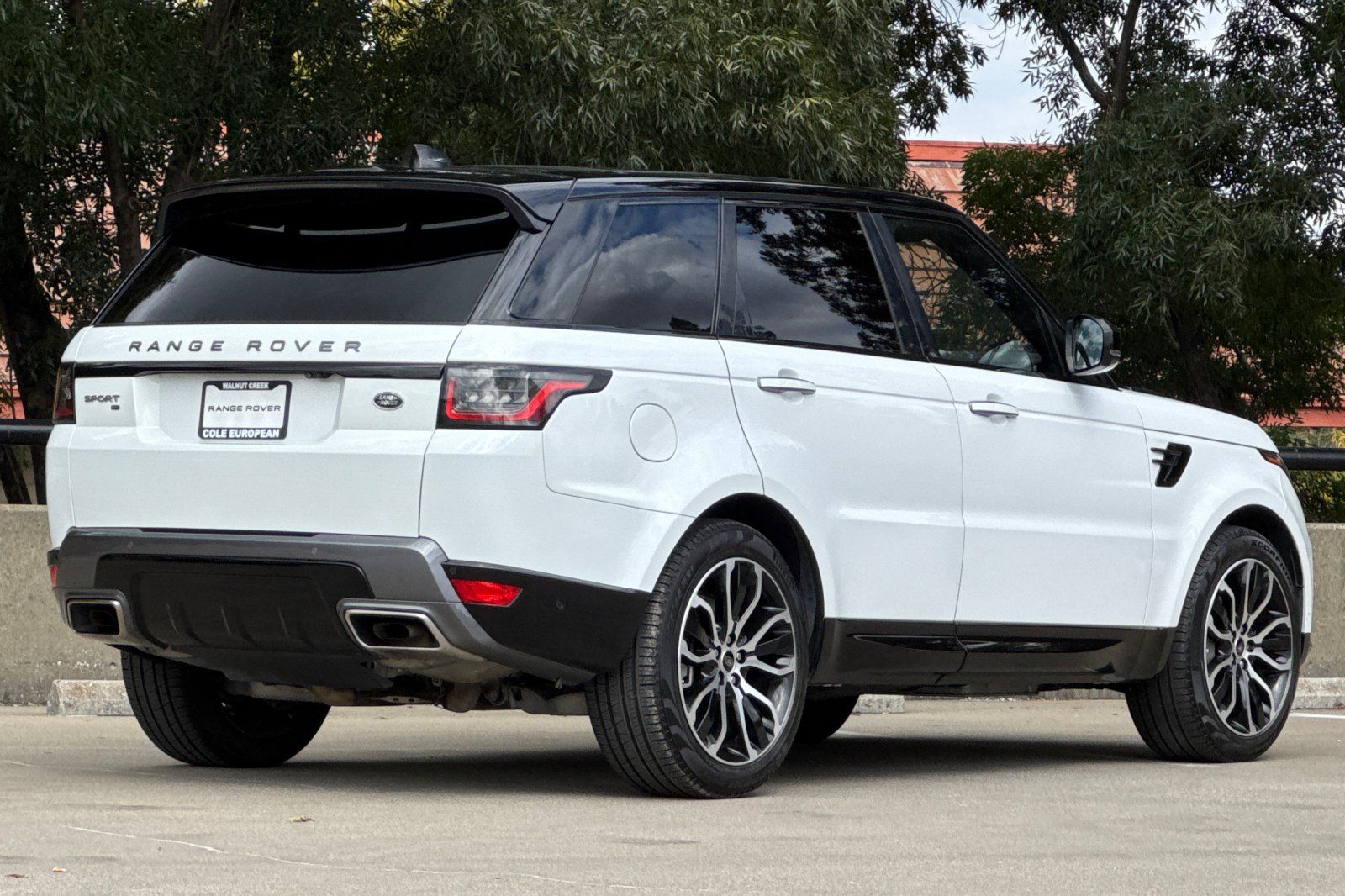 2021 Land Rover Range Rover Sport HSE Silver Edition photo 4