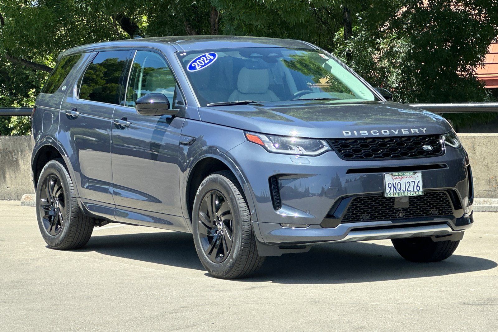 2024 Land Rover Discovery Sport S photo 6