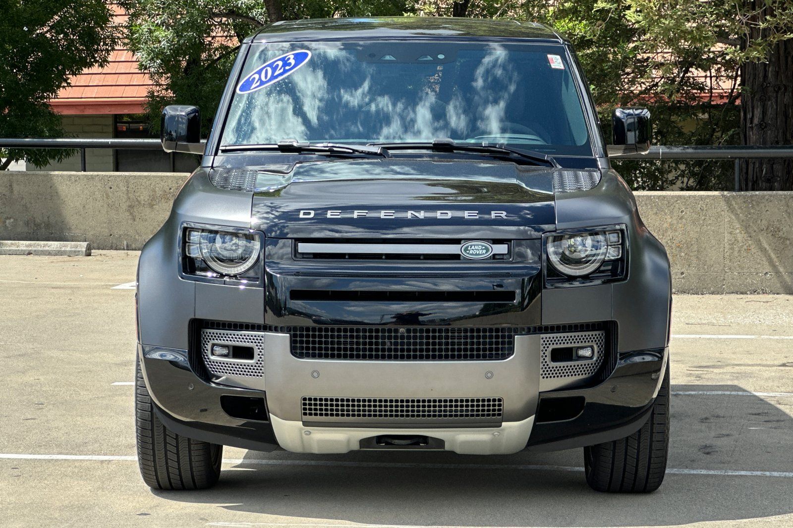 2023 Land Rover Defender 90 Carpathian Edition photo 3