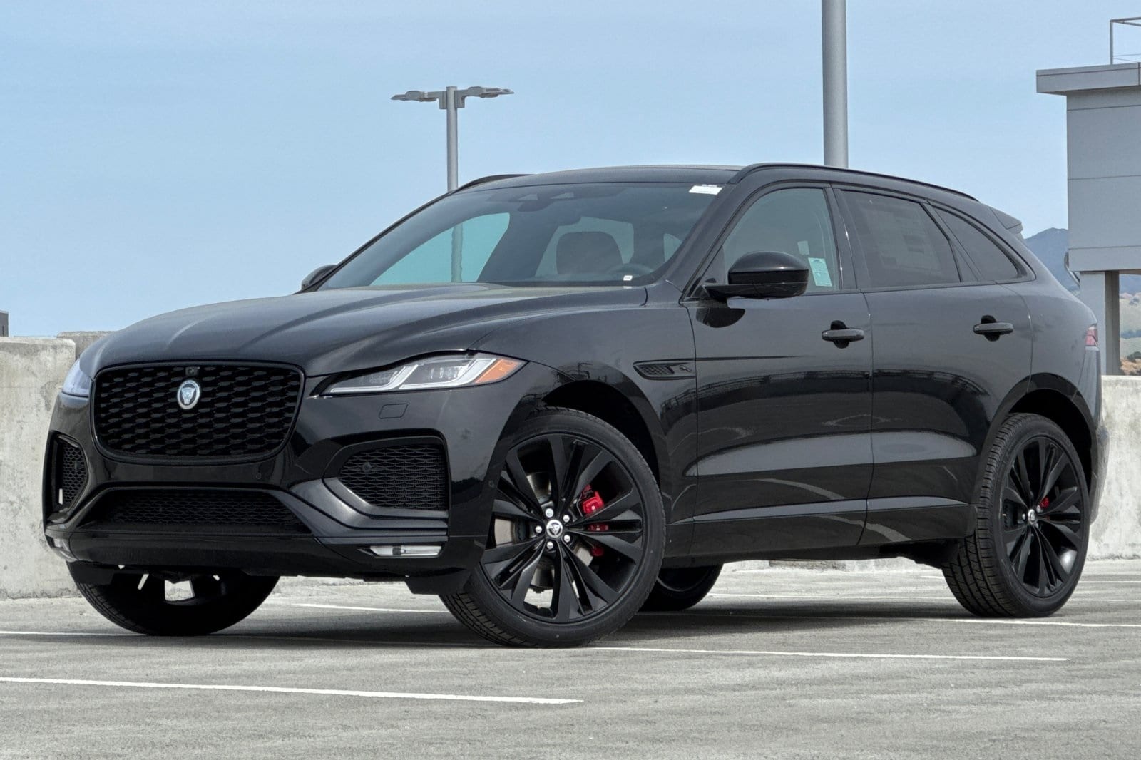 2026 Jaguar F-Pace R-Dynamic S's photo