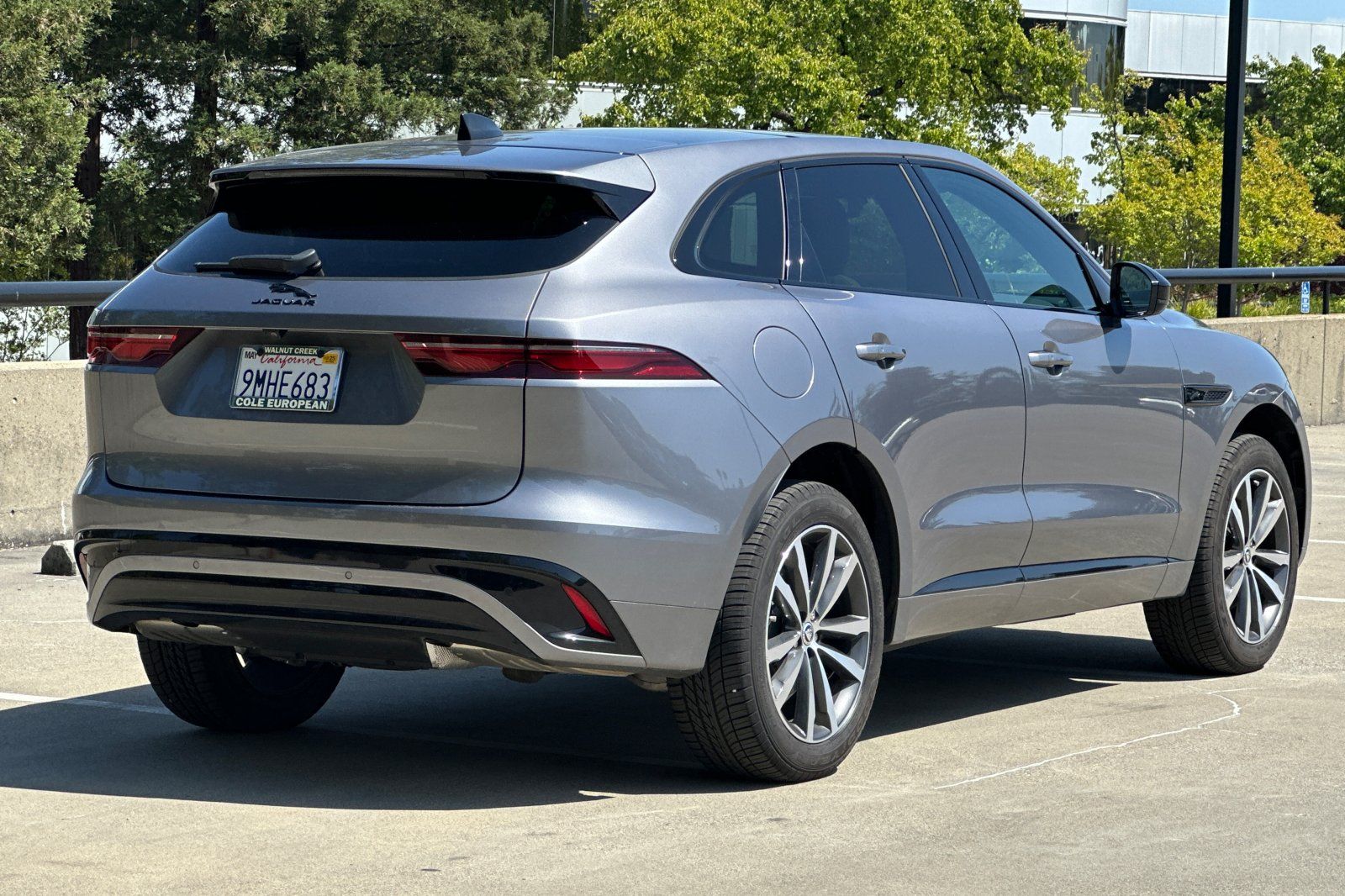 2024 Jaguar F-PACE P250 R-Dynamic S photo 4