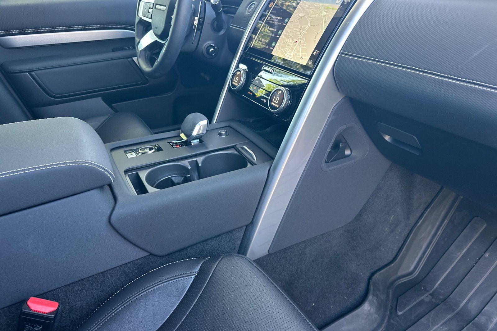 2025 Land Rover Discovery Dynamic SE - Photo 15