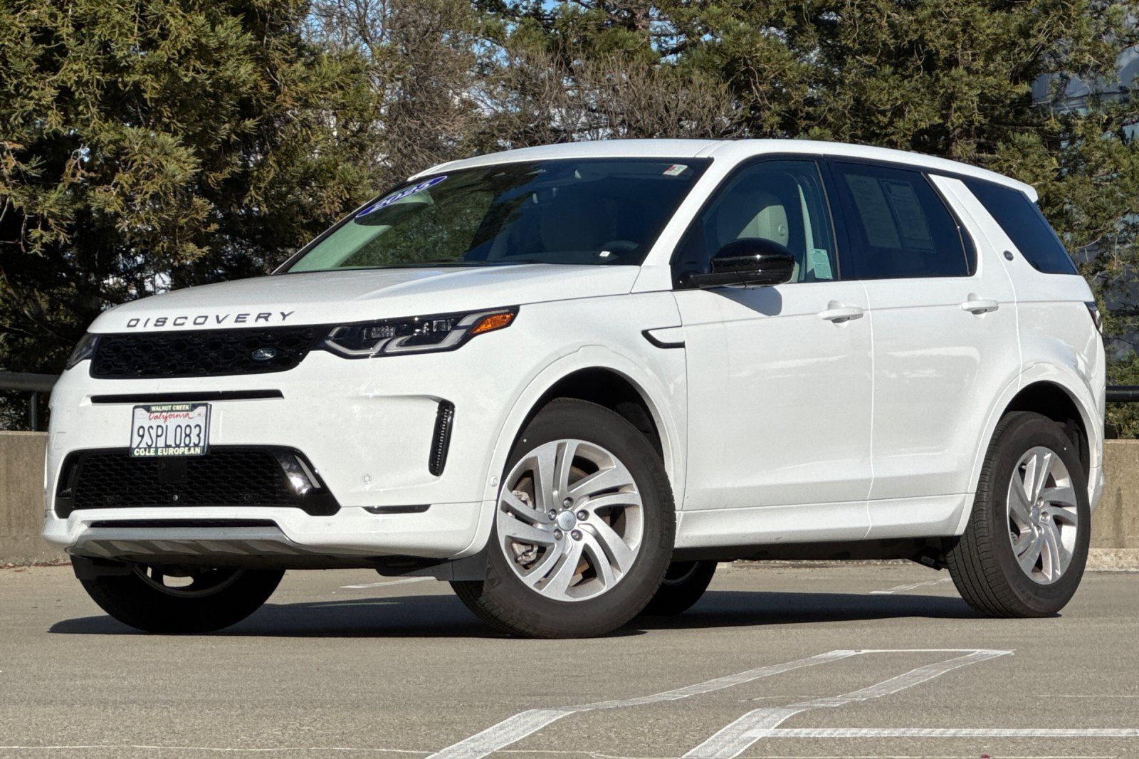 2025 Land Rover Discovery Sport S photo 1