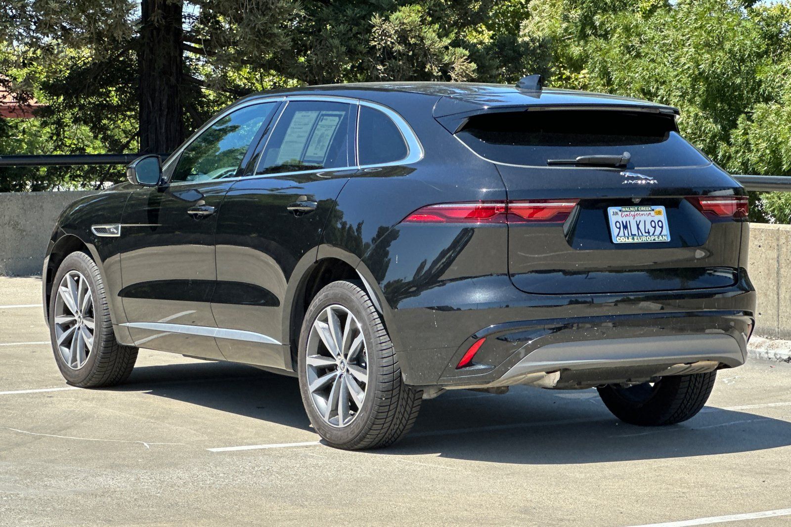 2024 Jaguar F-PACE P250 R-Dynamic S photo 2