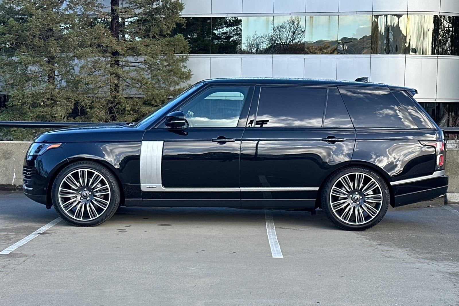 Used 2022 Land Rover Range Rover HSE Wesminster with VIN SALGS5SE0NA462972 for sale in Walnut Creek, CA