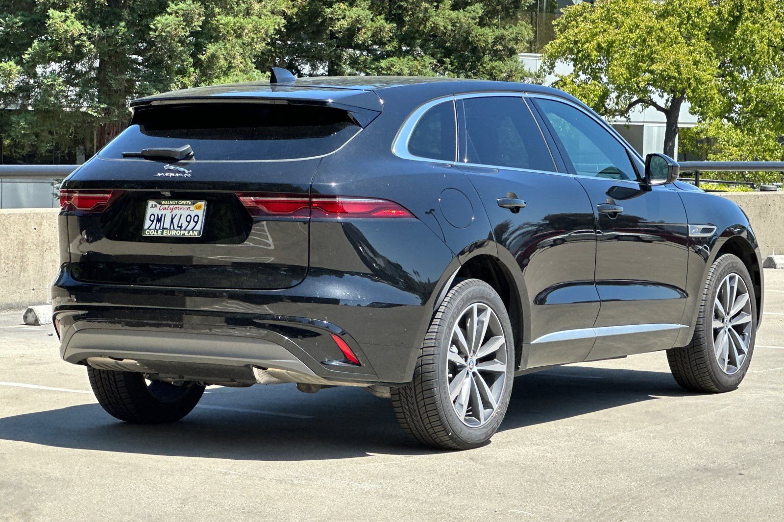 2024 Jaguar F-PACE P250 R-Dynamic S photo 4