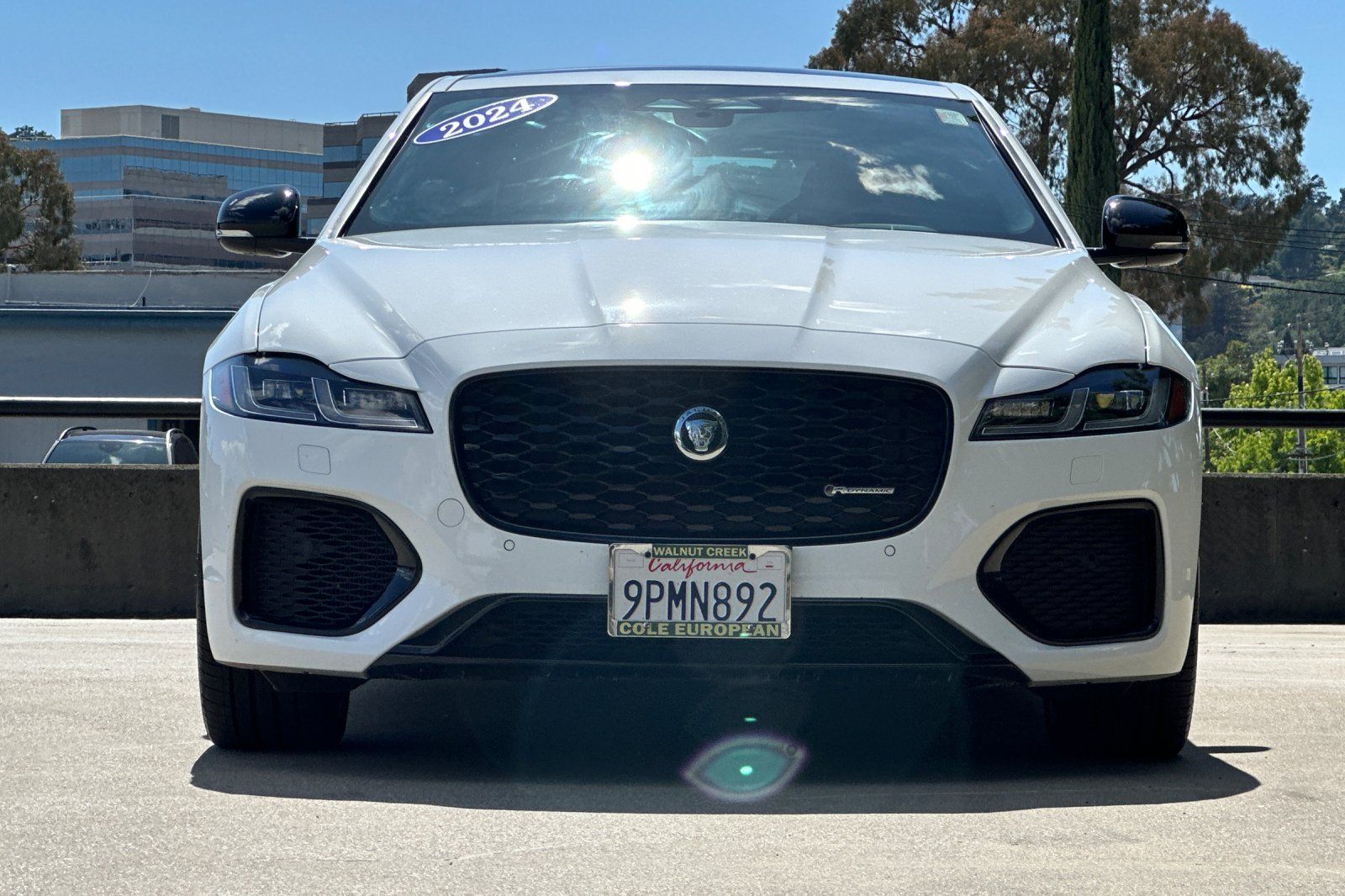 2024 Jaguar XF R-Dynamic SE photo 3