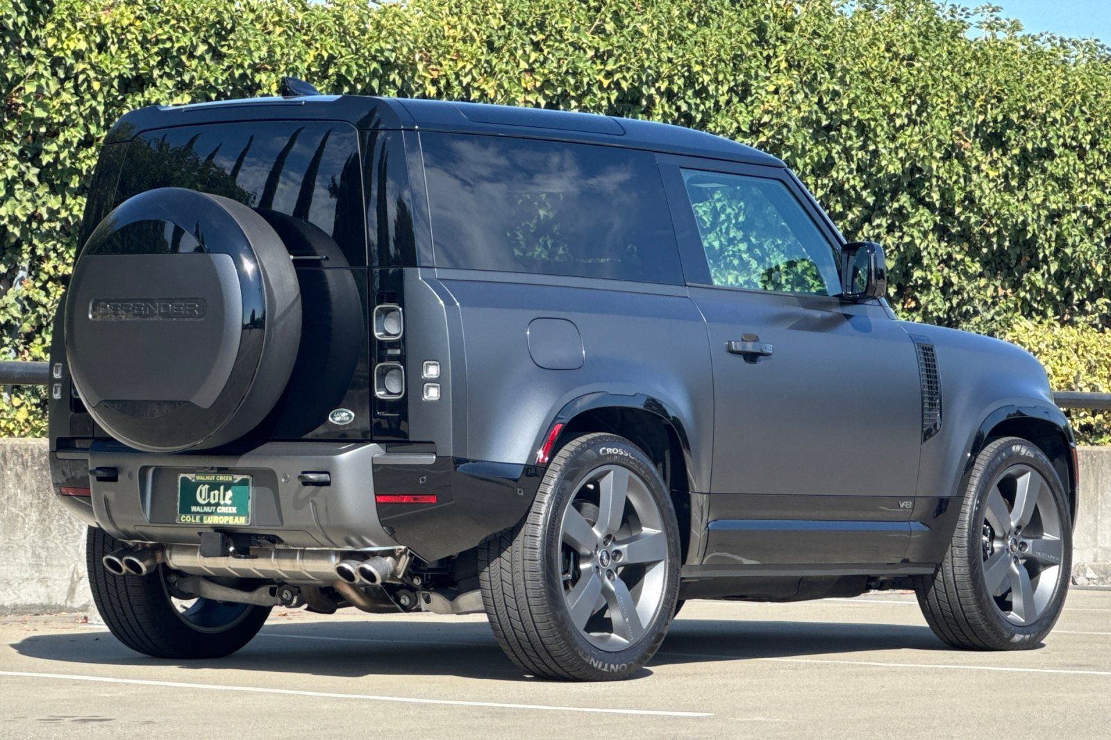 2023 Land Rover Defender 90 Carpathian Edition photo 4