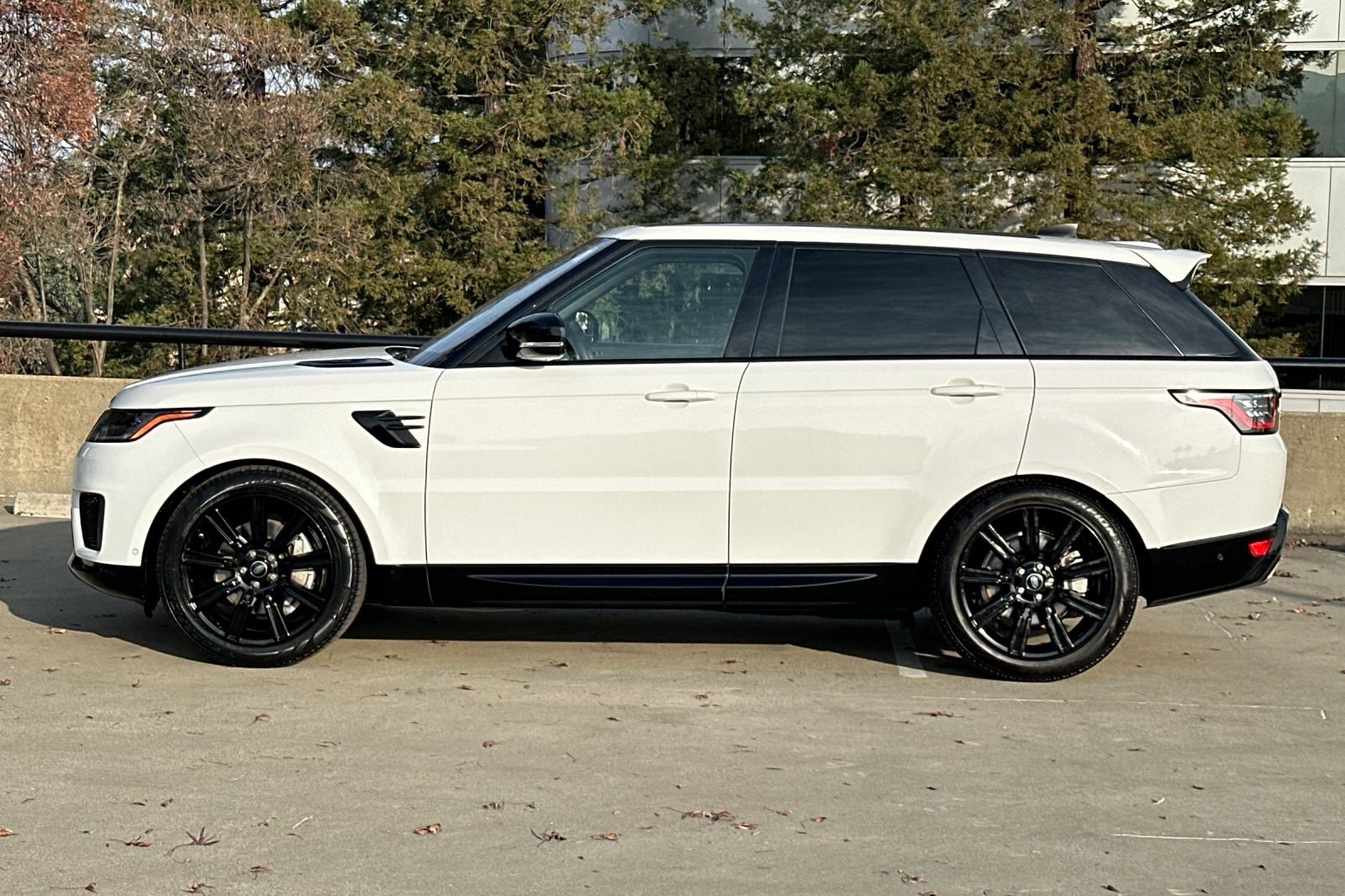 Used 2021 Land Rover Range Rover Sport HSE Silver Edition with VIN SALWR2SU1MA783088 for sale in Walnut Creek, CA