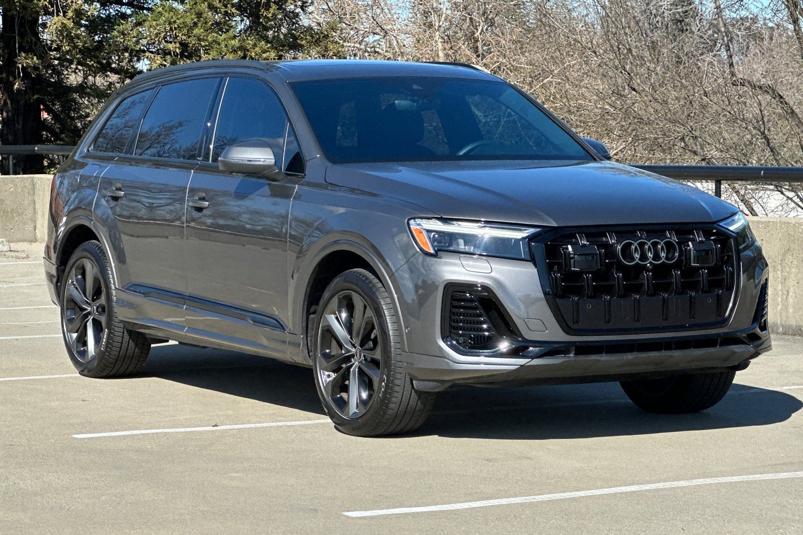 2025 Audi Q7 55 Premium Plus photo 6