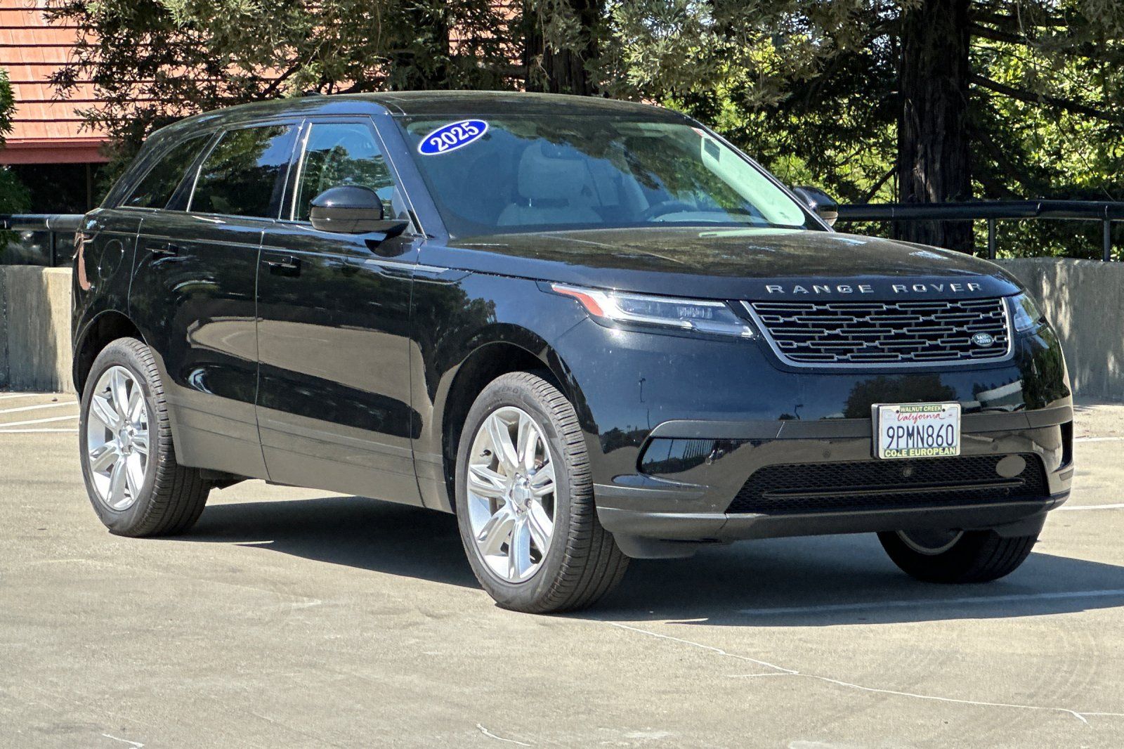 2025 Land Rover Range Rover Velar S photo 6