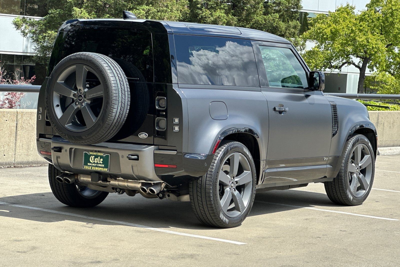 2023 Land Rover Defender 90 Carpathian Edition photo 4