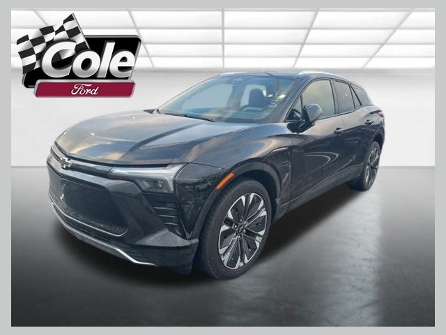 2025 Chevrolet Blazer EV LT's photo