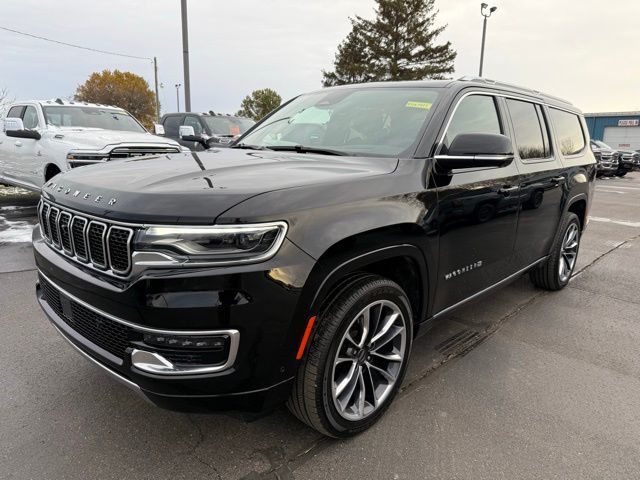 2024 Jeep Wagoneer L Series III's photo
