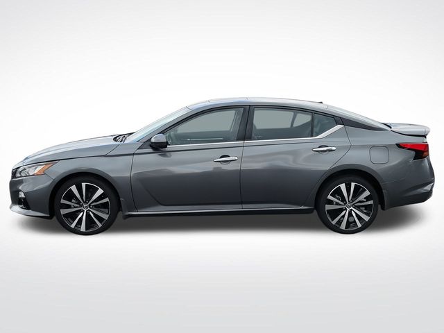 2022 Nissan Altima 2.5 Platinum photo 3