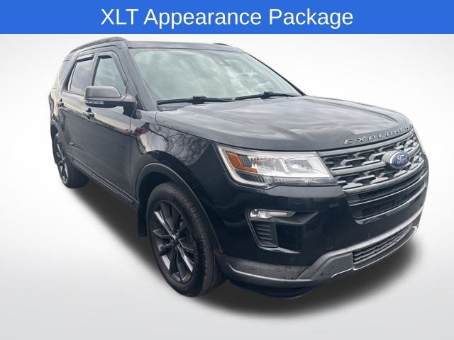 2018 Ford Explorer XLT photo 3
