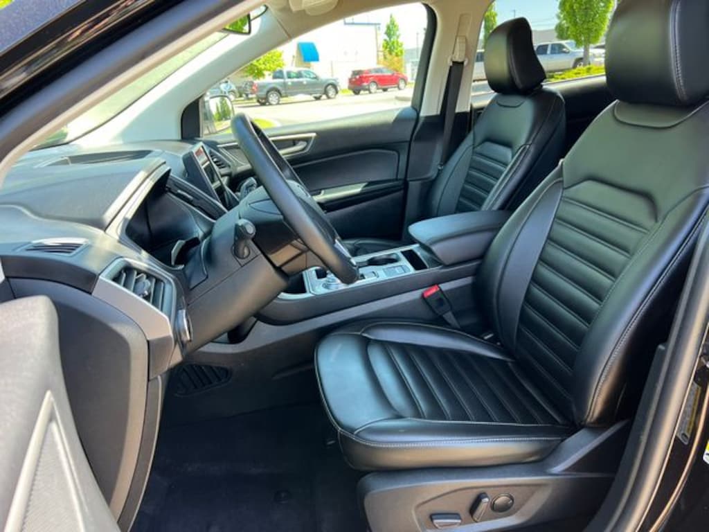 Certified 2023 Ford Edge SUV