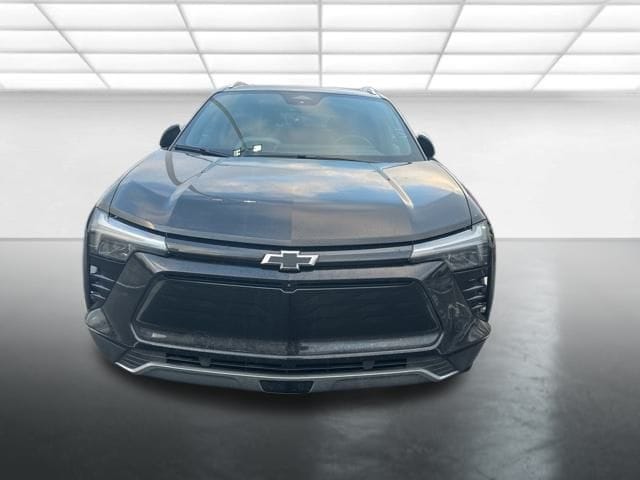 Certified 2025 Chevrolet Blazer EV LT with VIN 3GNKDGRJ8SS106877 for sale in Coldwater, MI