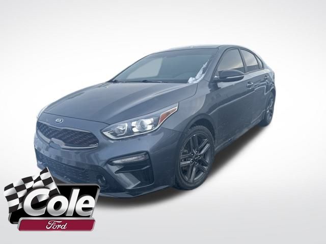 2020 Kia FORTE GT-Line's photo