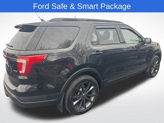 2018 Ford Explorer XLT photo 4