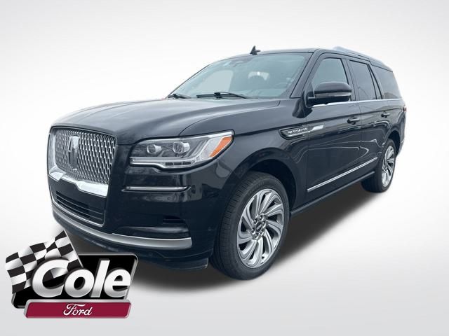 2024 Lincoln Navigator Premiere's photo