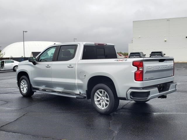 2021 Chevrolet Silverado 1500 RST photo 3