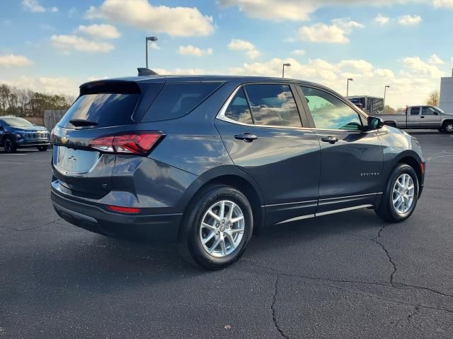 2023 Chevrolet Equinox LT photo 4