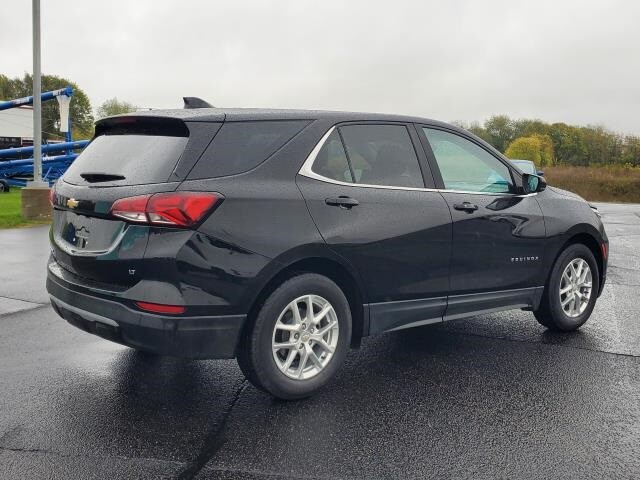 2022 Chevrolet Equinox photo 4