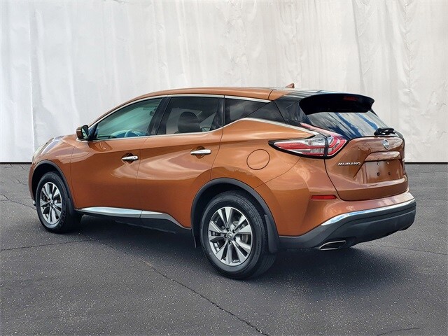 2015 Nissan Murano S photo 3
