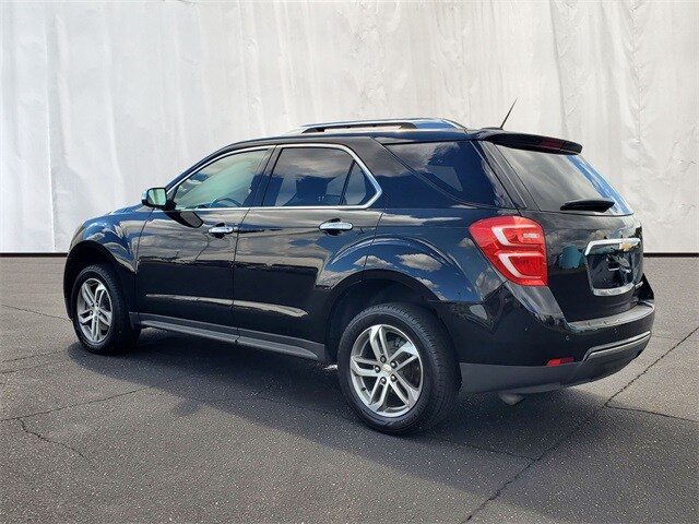 2016 Chevrolet Equinox LTZ photo 2