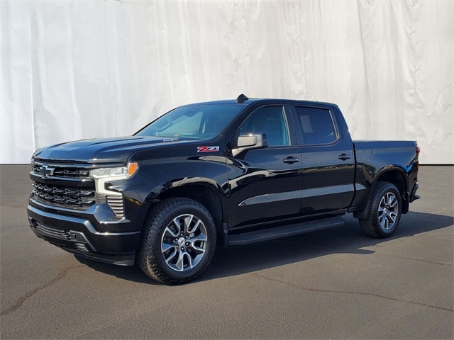 Certified 2023 Chevrolet Silverado 1500 RST with VIN 1GCUDEE85PZ138270 for sale in Schoolcraft, MI