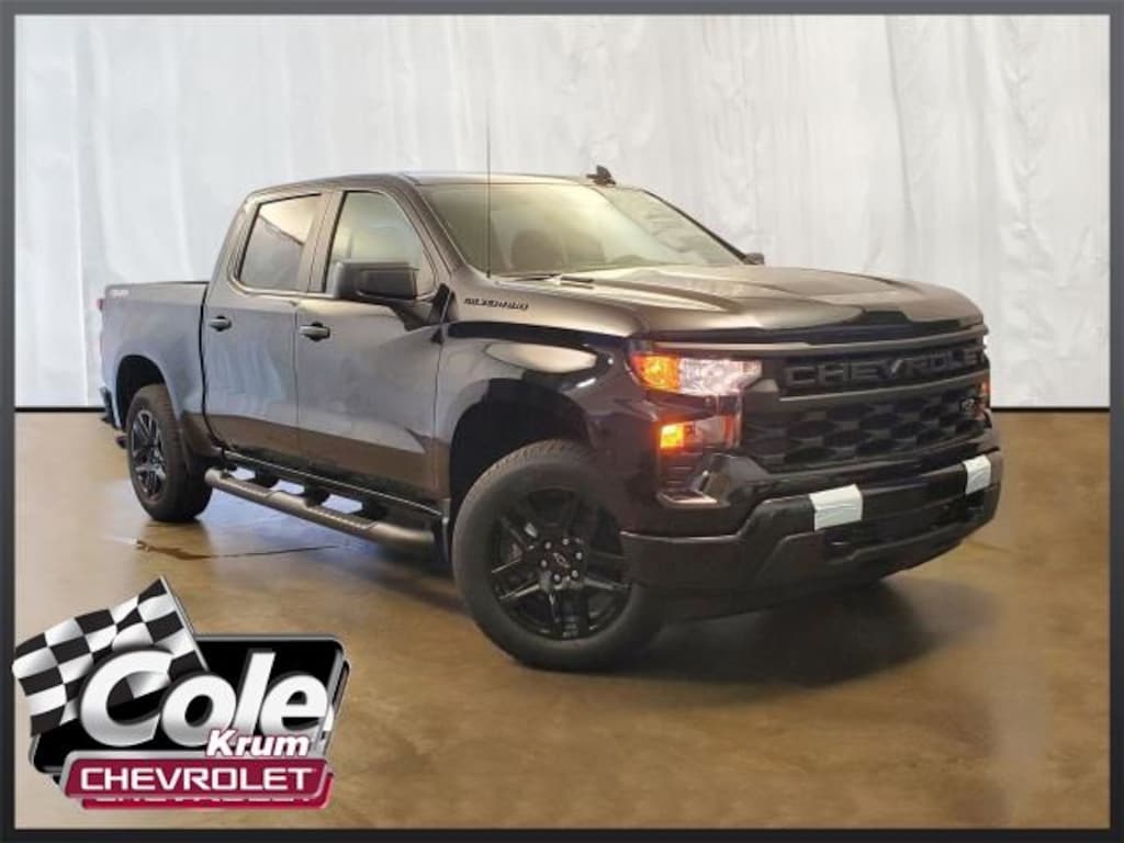 Used 2025 Chevrolet Silverado 1500 Custom Truck Crew Cab