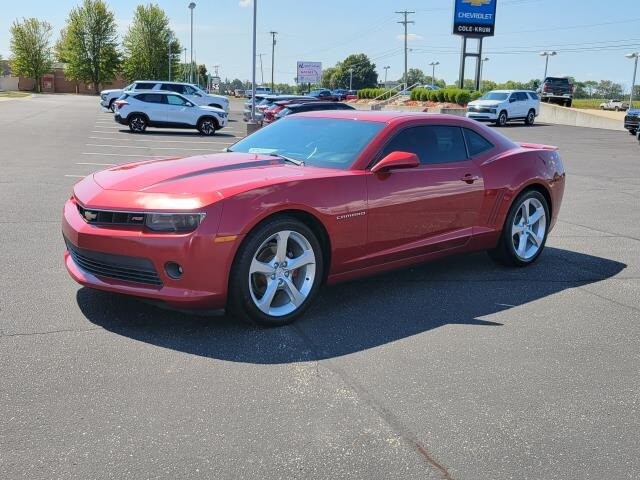 2015 Chevrolet Camaro 1LT photo 2