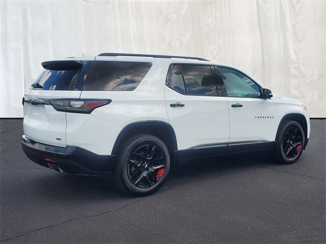 2021 Chevrolet Traverse Premier photo 4
