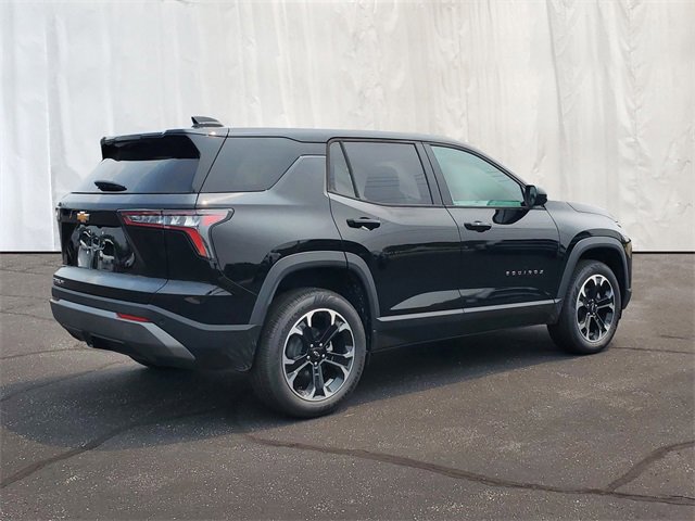 2026 Chevrolet Equinox LT photo 4