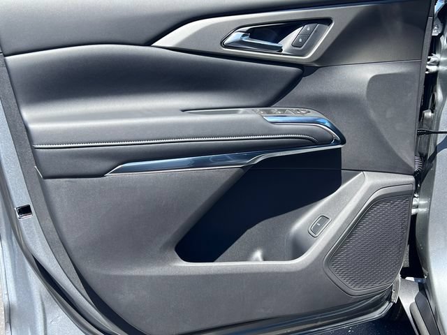 2026 Chevrolet Traverse LT - Photo 14