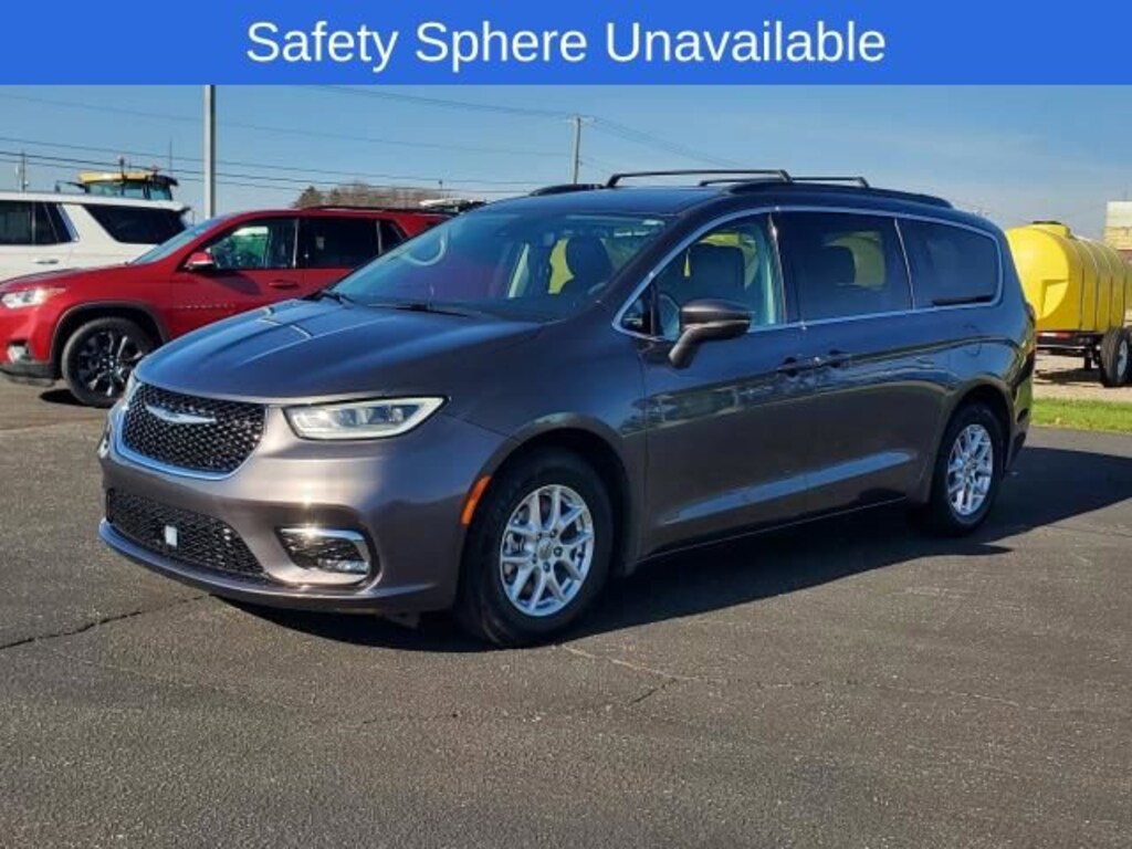 Used 2022 Chrysler Pacifica Touring L