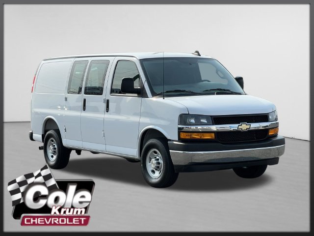 2025 Chevrolet Express Cargo