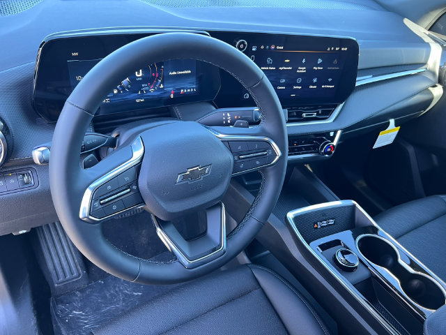 2027 Chevrolet Equinox LT - Photo 10