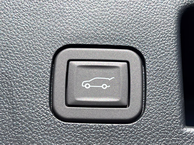 2027 Chevrolet Equinox LT - Photo 34